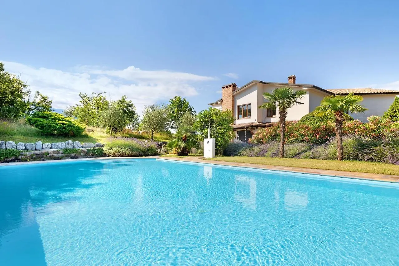 Apartment Jose Tremosine Italien